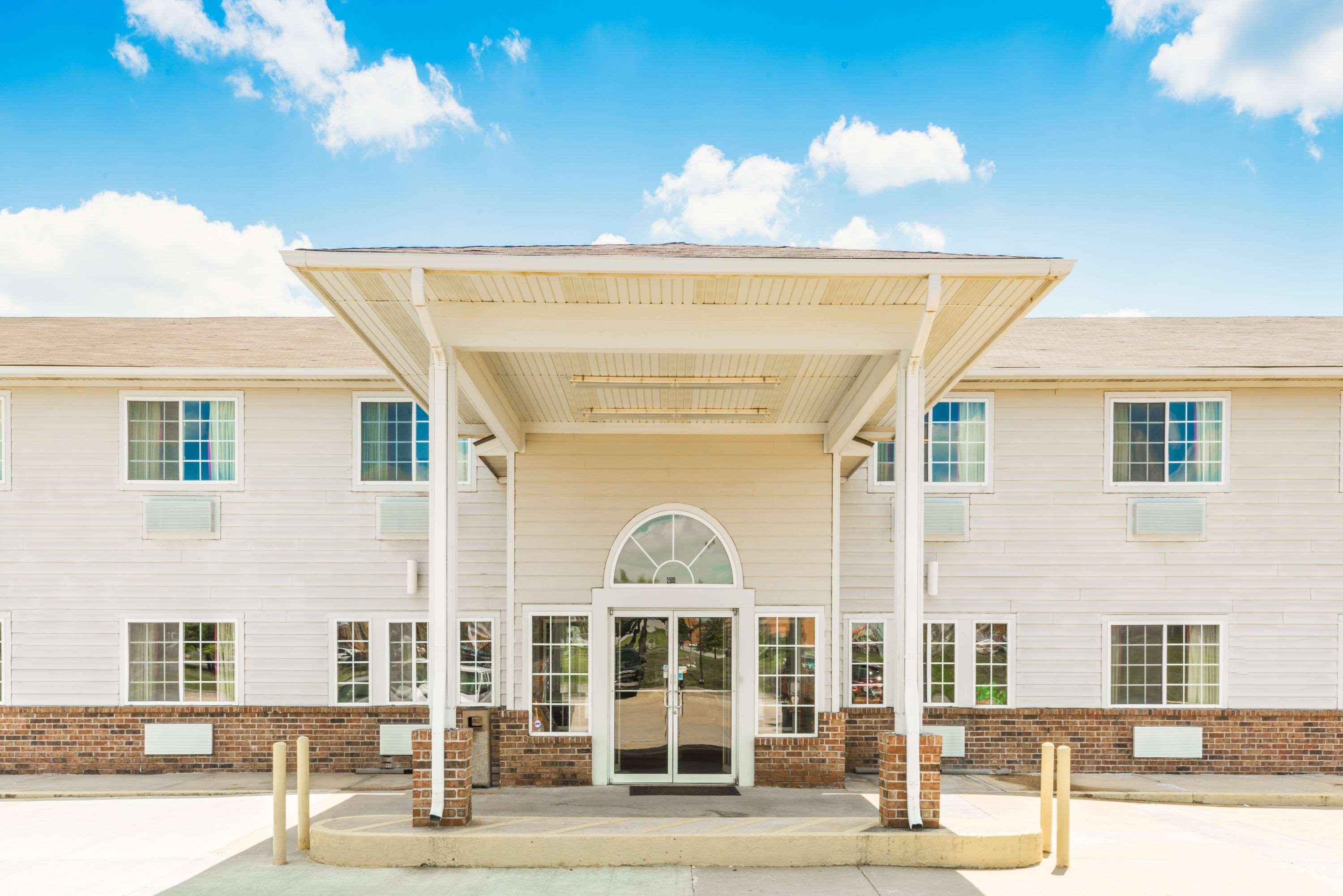 Super 8 By Wyndham Platte City Kansas City Area Ngoại thất bức ảnh